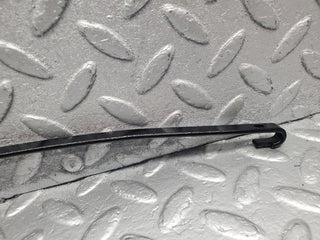 W126 Coupe windscreen wiper arm right side used OEM
