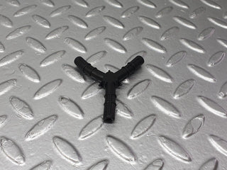 41731 Mercedes-Benz W124 200E Vacuum Pipe Set For Carburettor 1170780145