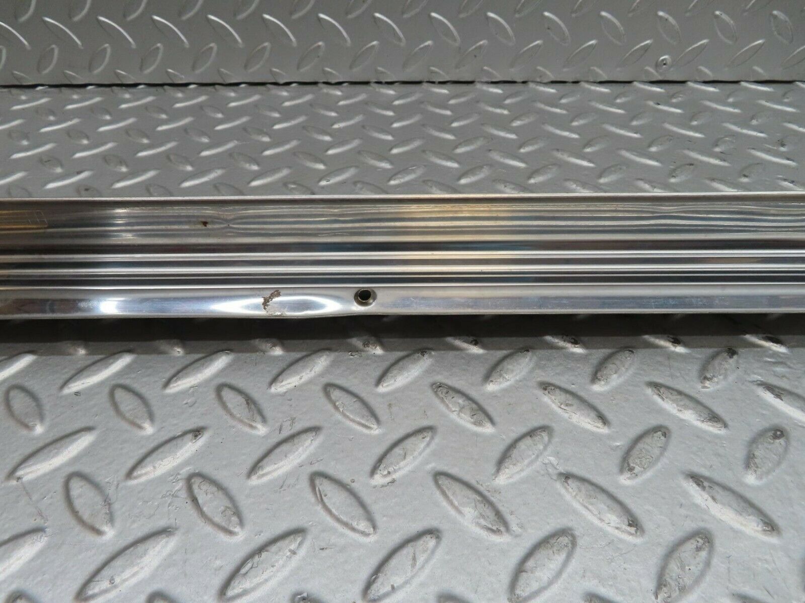 15567 Mercedes-Benz R107 450SL Right Door Sill Chrome