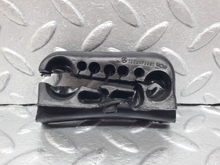45725 Mercedes-Benz W126 420SE Firewall Grommet Right Side 1269971981