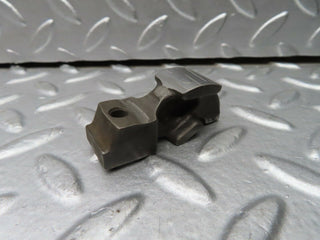 R107 SL valve rocker arm with retaining spring used OEM