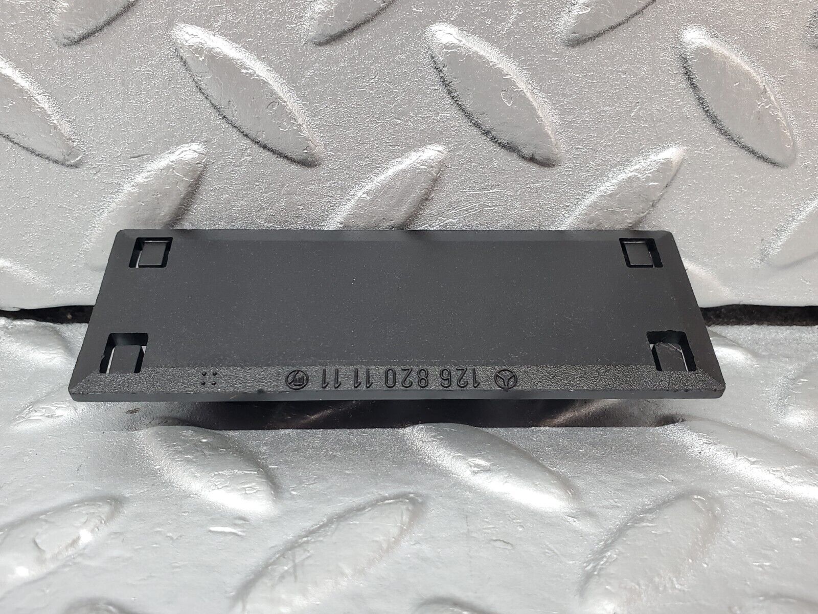 45312 Mercedes-Benz R129 300SL Coupe Windscreen Washer Nozzle Connector 1268201111