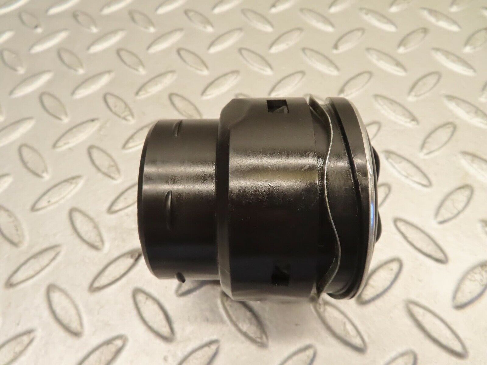 11786 Mercedes-Benz R107 450SL Dashboard Air Vent