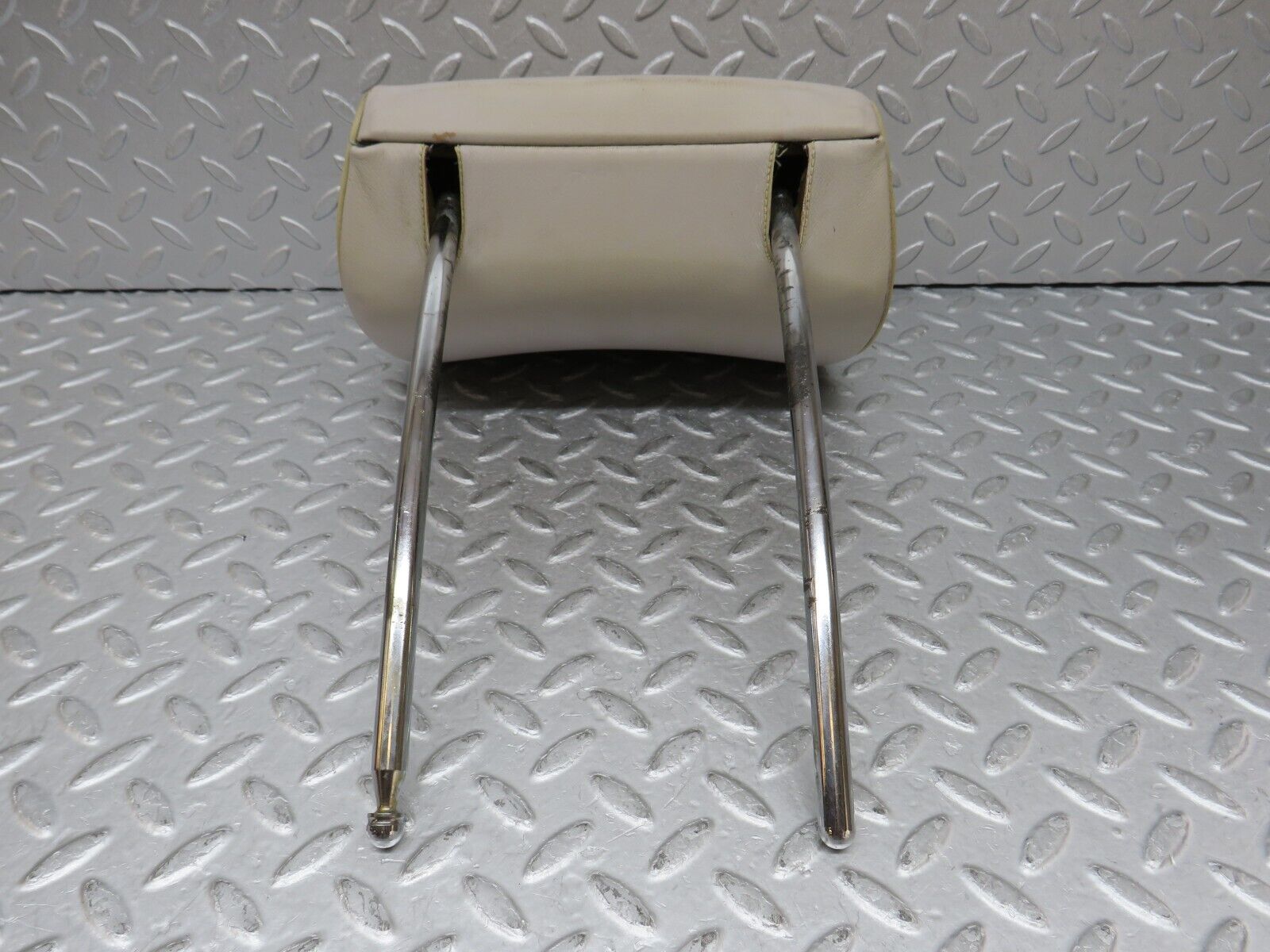 35629 Mercedes-Benz R107 280SL Front Seat Headrest