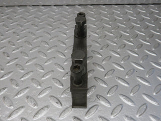 32868 Mercedes-Benz C107 R107 350 V8 Crankshaft Bearing Block 1160110312