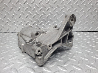 45922 Mercedes-Benz W126 420SE Air Conditioning Compressor Bracket 1161301035