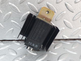 41900 Mercedes-Benz W202 C200 ECU Relay 0055459832