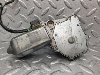 46136 Mercedes-Benz W124 Front Right Window Regulator Motor 0130821285