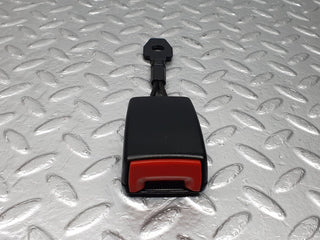 41986 Mercedes-Benz W202 C200 Front Right Seat Belt With Buckles 2018680222 1248600088 2088600369