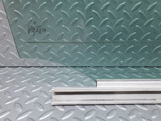 41994 Mercedes-Benz W202 C200 Front Left Door Window Glass