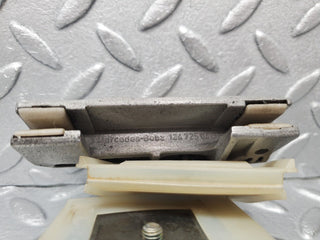 46954 Mercedes-Benz R129 320SL Coupe Door Window Guide Bracket 1247250332 1247250432