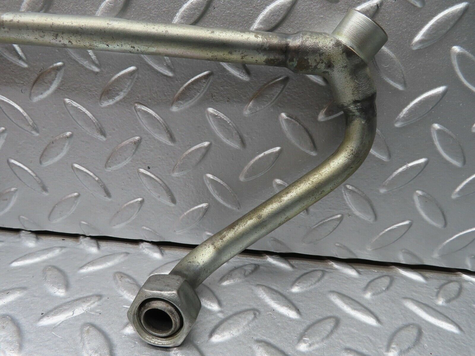 20712 Mercedes-Benz R107 450SL Air Intake Breather Pipe