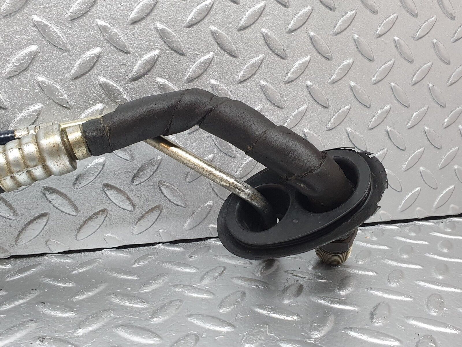 43807 Mercedes-Benz C126 380SEC Coupe Air Condition Hose Pipe 1268301415 1268301515 1269970581