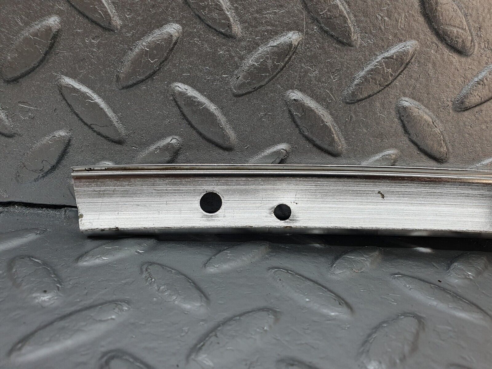 43039 Mercedes-Benz R107 Hardtop B Pillar Chrome Trim Left Side