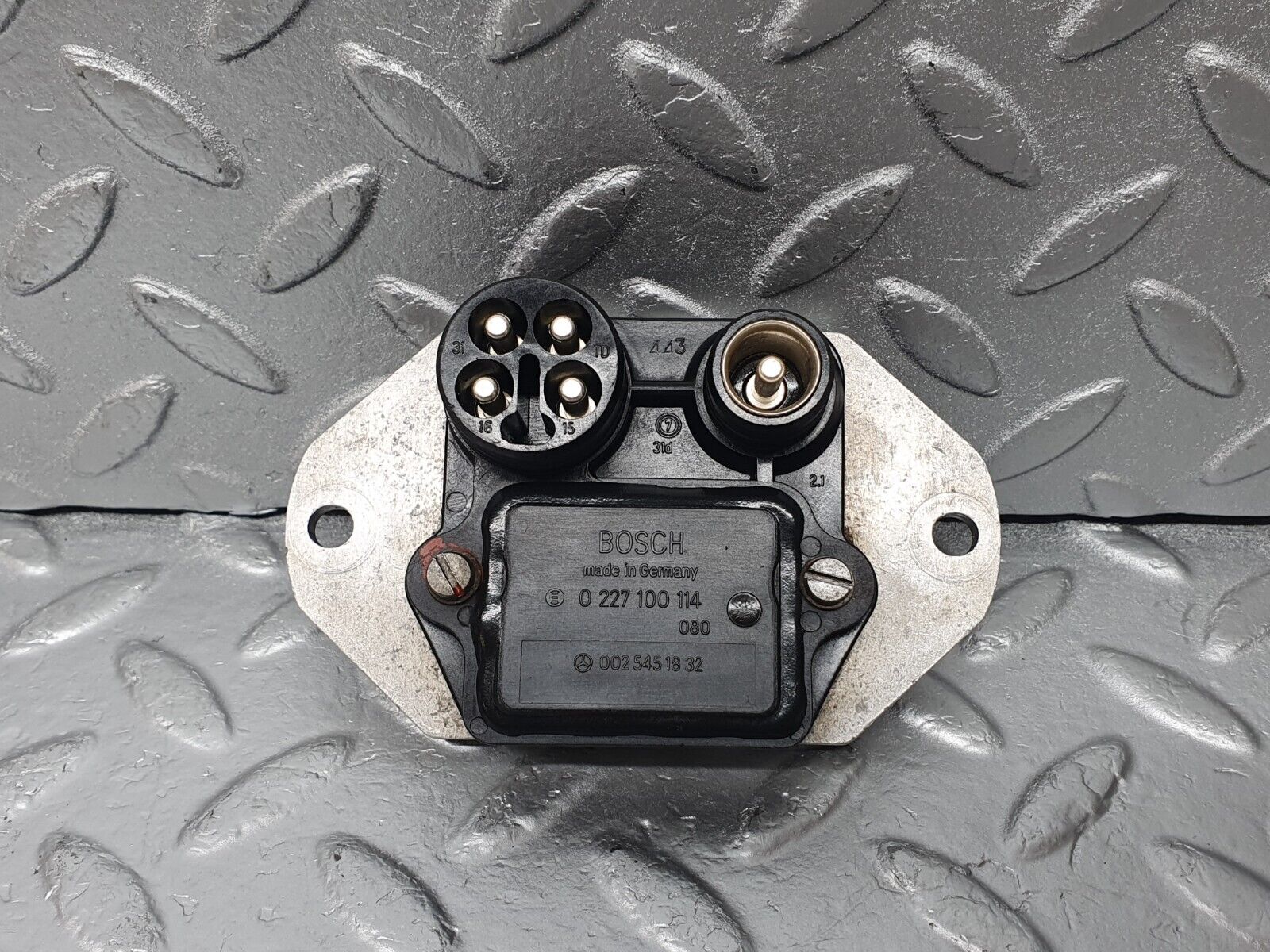 44061 Mercedes-Benz C123 230CE Coupe Ignition Control Unit Bosch 0025451832 0227100114