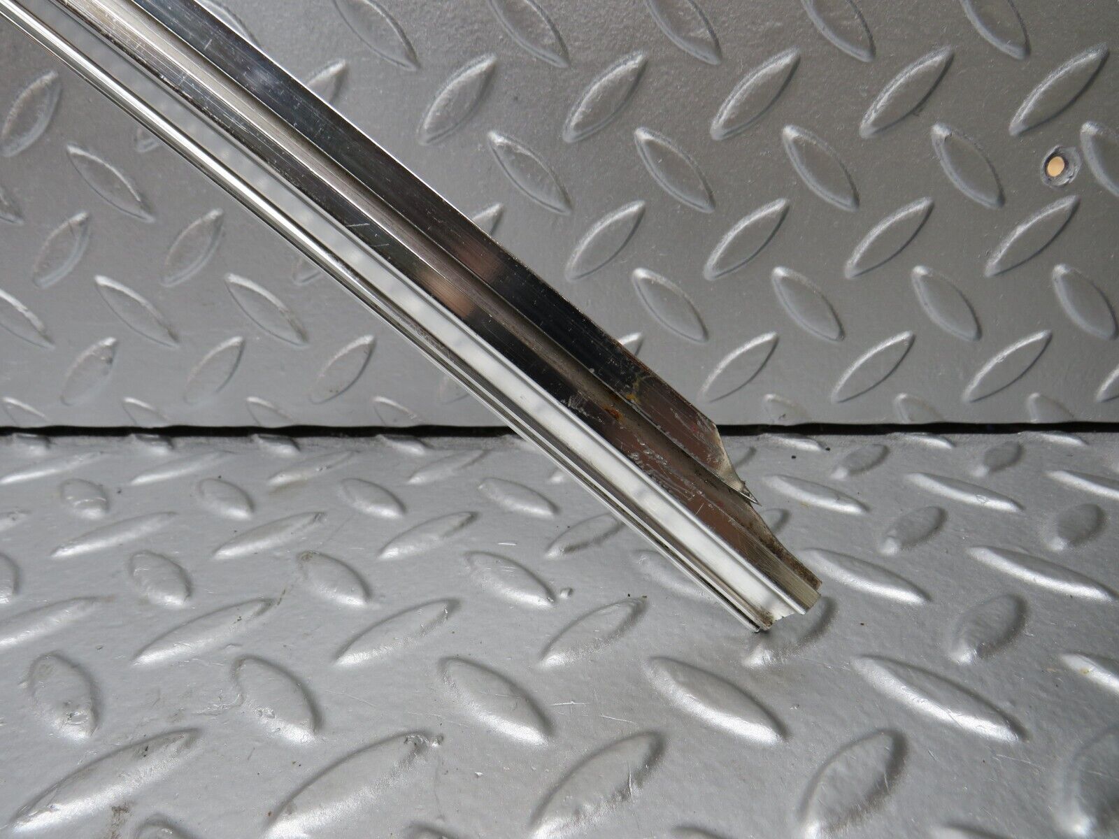 34264 Mercedes-Benz R107 Soft Top Cover Chrome Trim