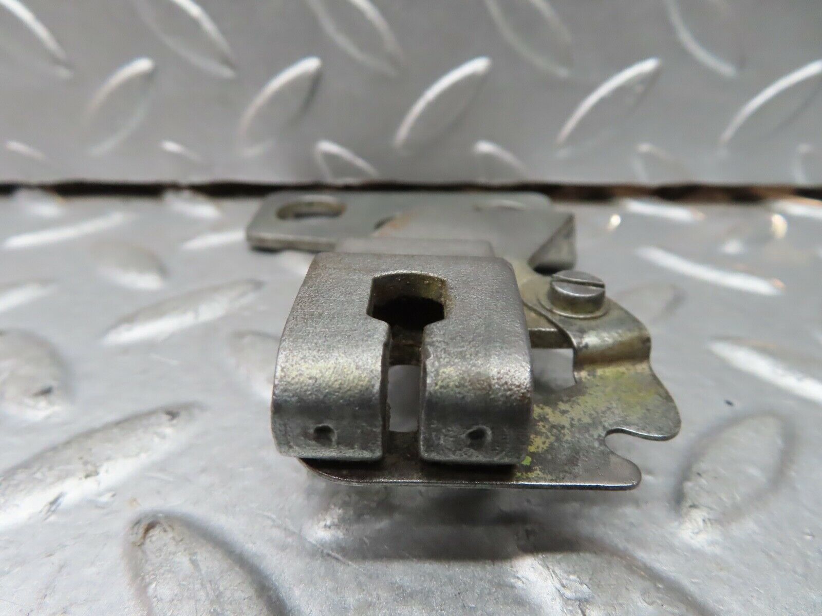 21372 Mercedes-Benz R107 450SL Gearbox Linkage