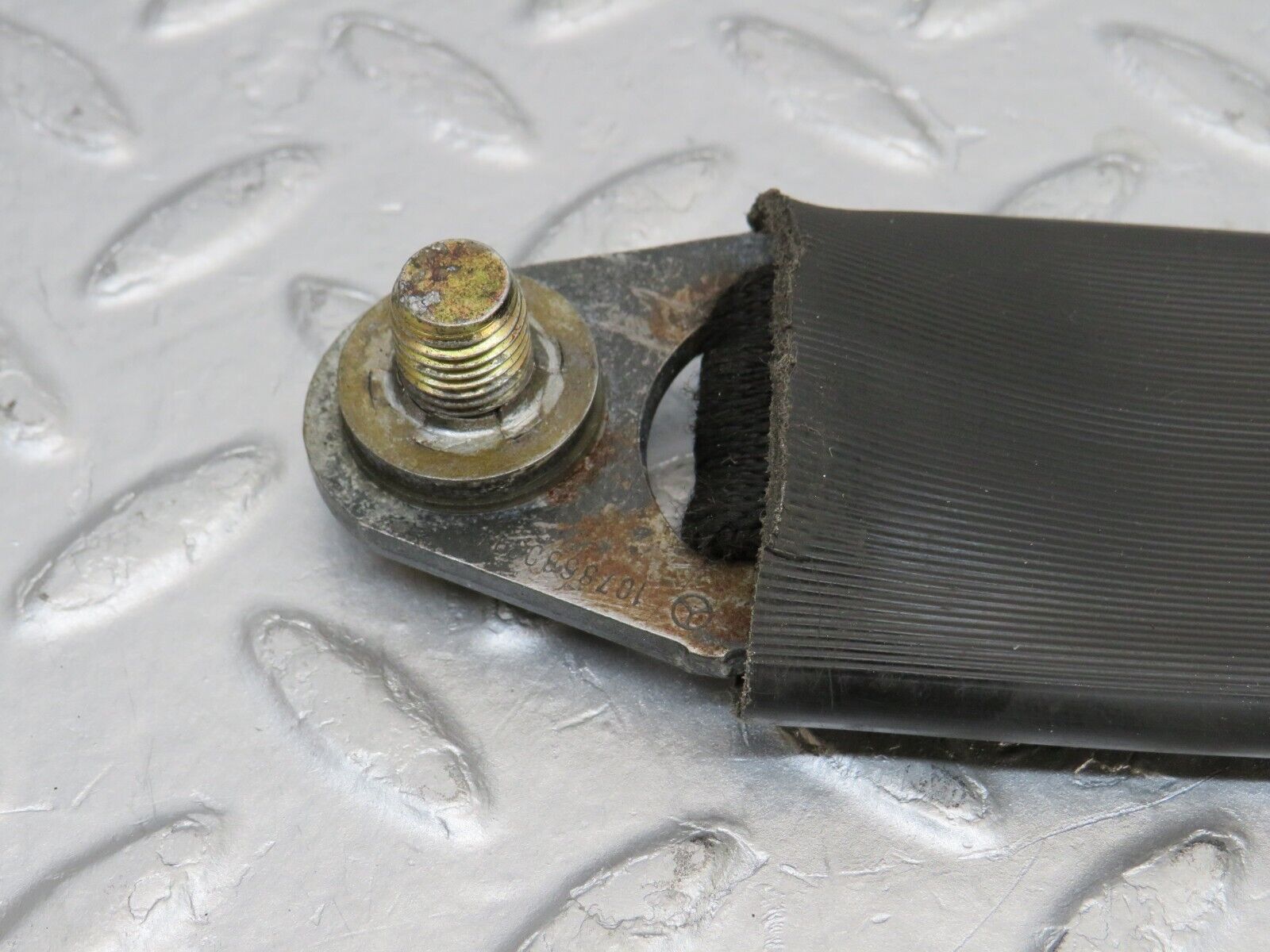 35600 Mercedes-Benz R107 280SL Front Right Seat Belt With Buckle 1078680314 1078603269