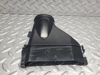 W124 Wagon air intake suction pipe used OEM
