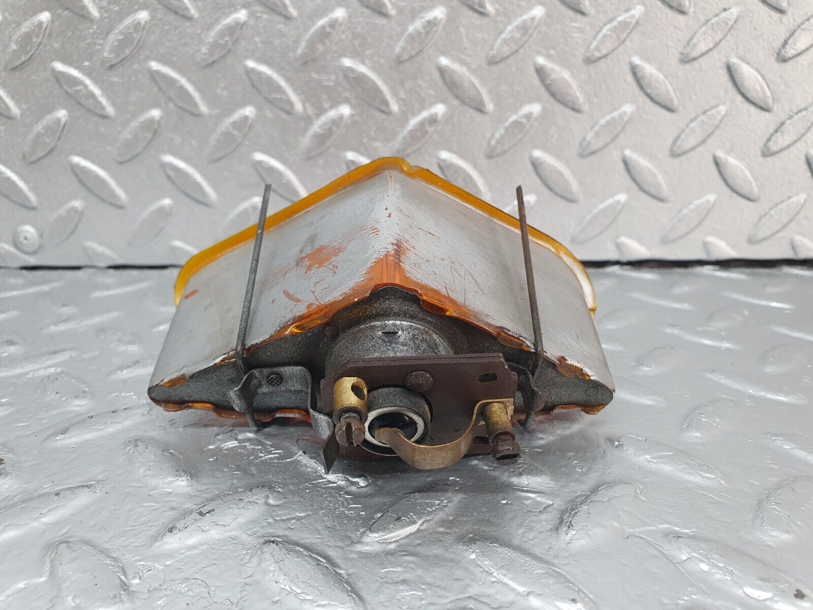 43283 Mercedes-Benz W108 280SE Headlight Indicator Light Left Side K3392