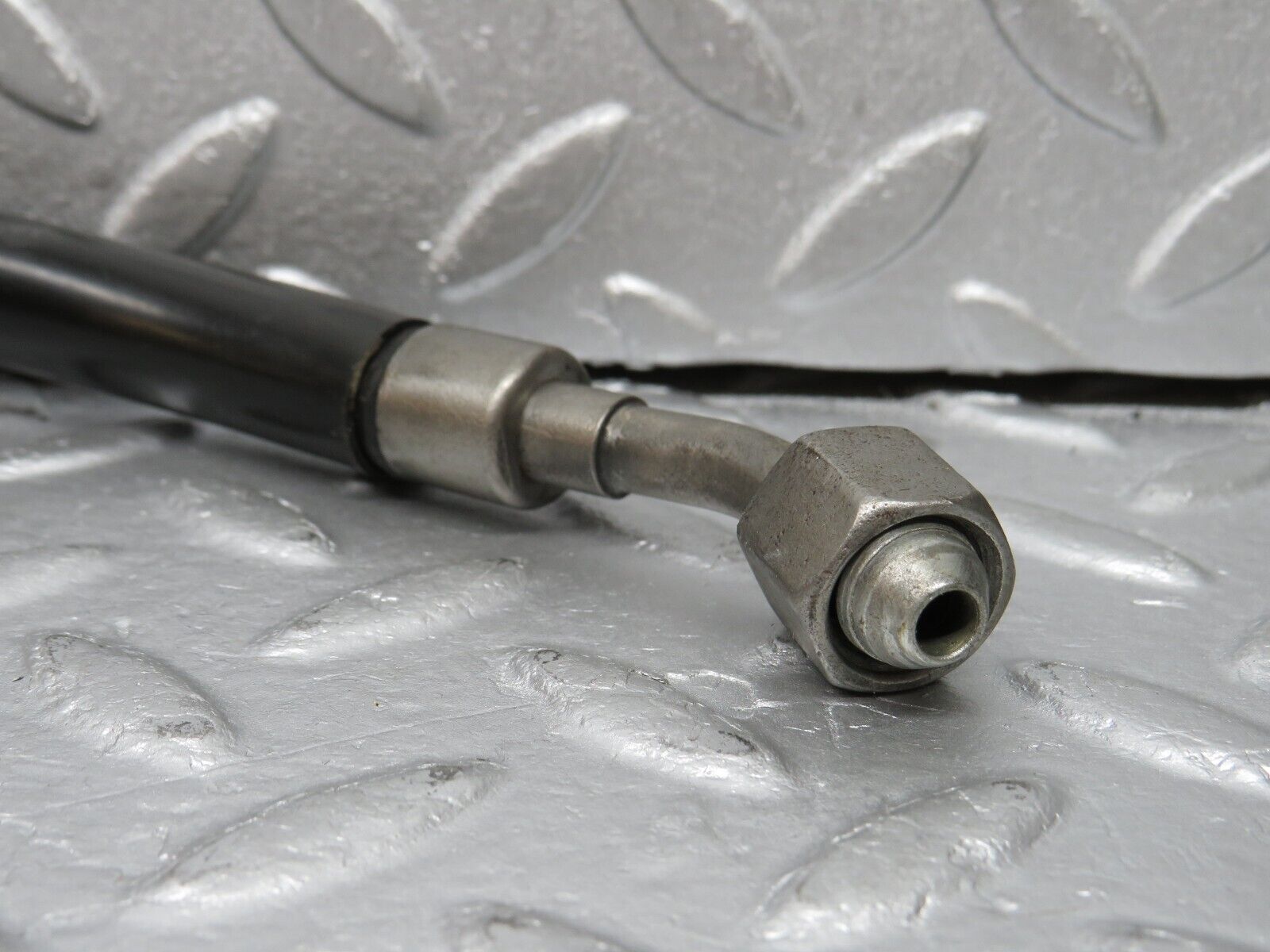 39160 Mercedes-Benz R107 500SL Fuel Pipe Line