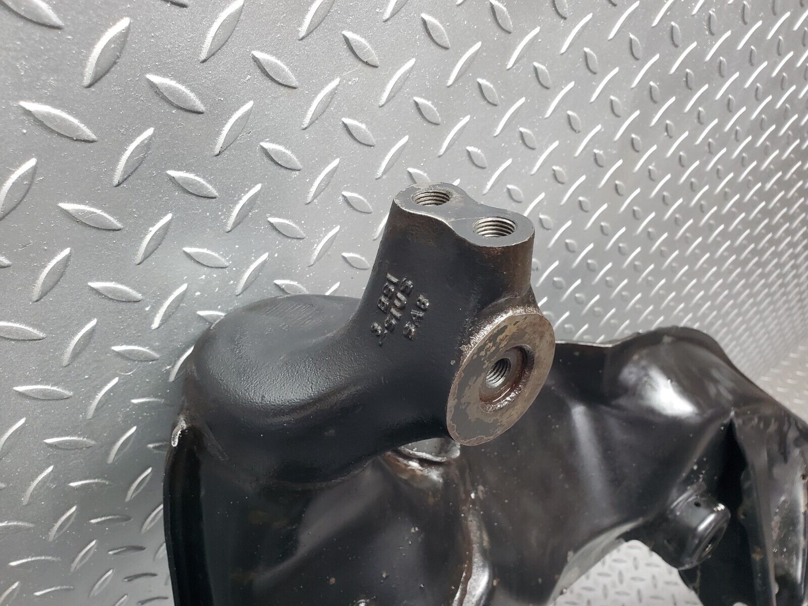 45874 Mercedes-Benz W126 420SE Rear Subframe Axle Carrier