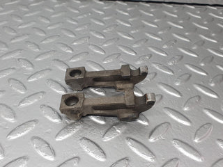 W108 valve rocker arm with retaining spring used OEM