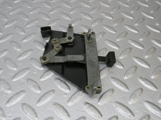 39832 Mercedes-Benz R107 350SL Air Vent Control Lever Right 1078300485