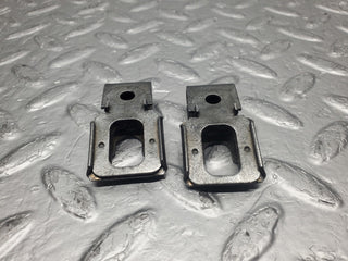 W126 Coupe injector bracket used OEM