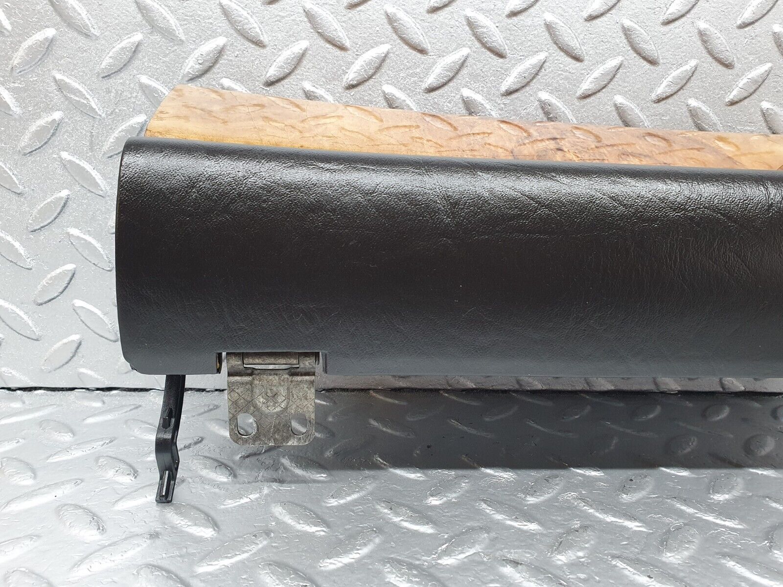43708 Mercedes-Benz C126 380SEC Coupe Glove Box Door With Key