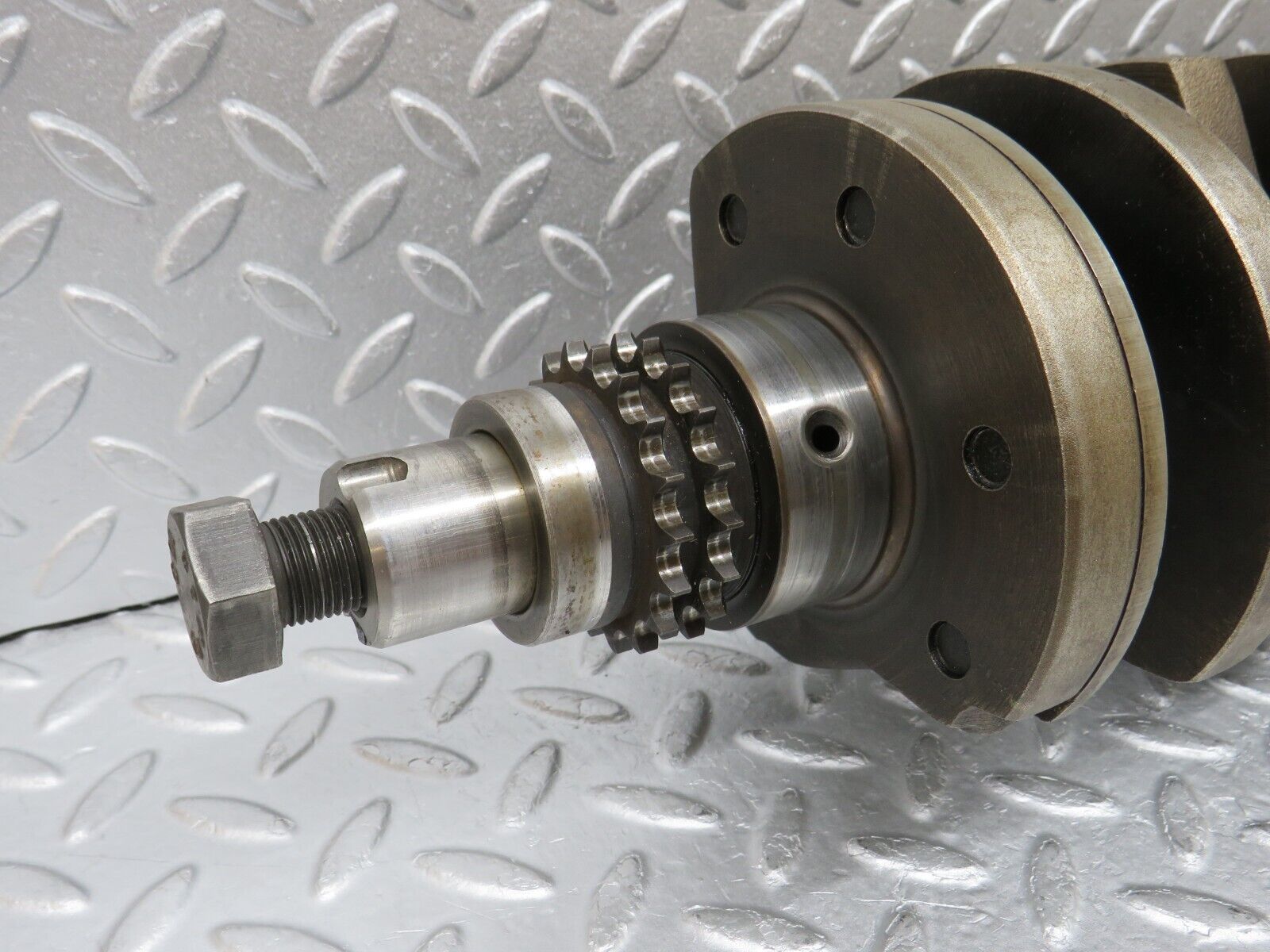 35580 Mercedes-Benz R107 280SL Crankshaft 1100310701