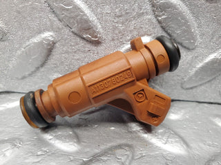 R230 fuel injector used OEM