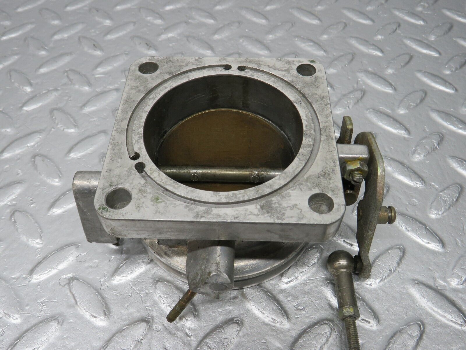 39998 Mercedes-Benz R107 350SL Throttle Body Valve