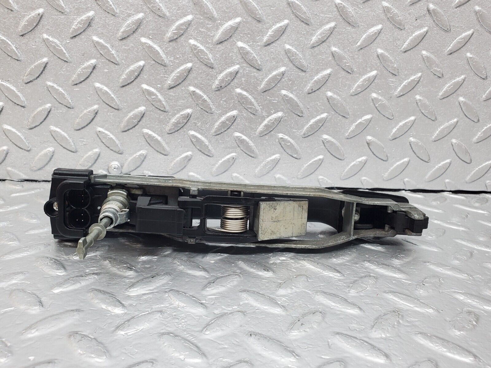 44991 Mercedes-Benz R129 300SL Coupe Left Door Exterior Handle With Key