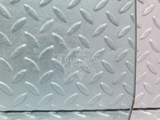 43220 Mercedes-Benz W108 280SE Rear Left Door Window Glass