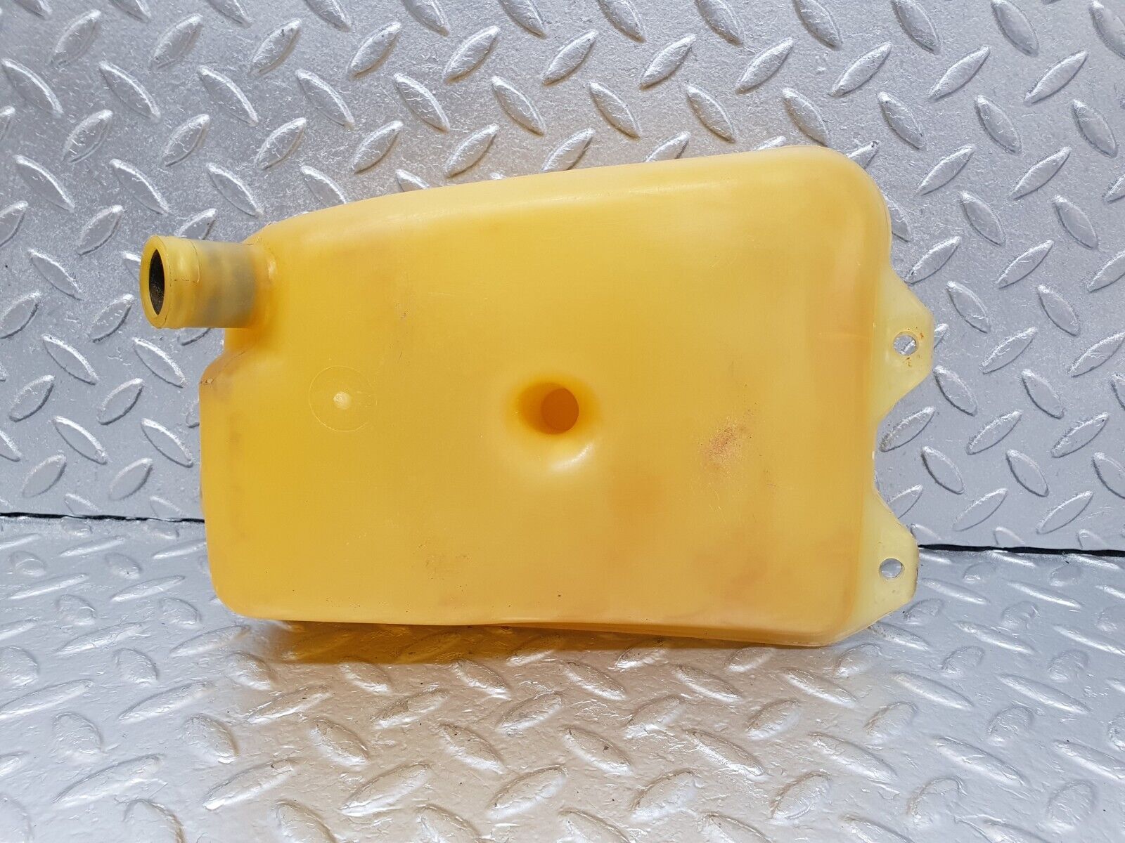 43595 Mercedes-Benz C126 380SEC Coupe Coolant Reservoir Tank Behr 1165000449 1235010015