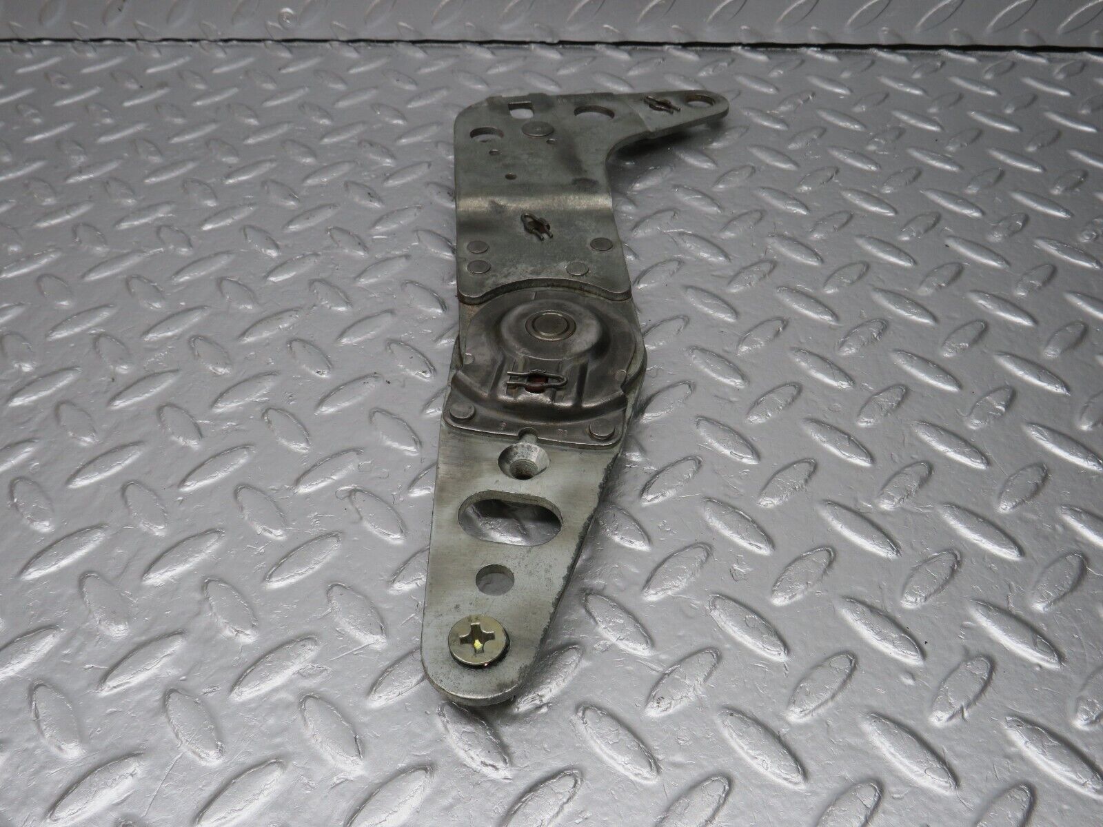 40016 Mercedes-Benz R107 350SL Front Left Seat Hinge 0009109586