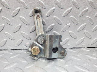 45882 Mercedes-Benz W126 420SE Front Left Seat Belt Bracket