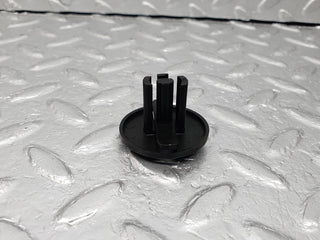 41689 Mercedes-Benz W124 200E Radiator Fan Shroud Holder