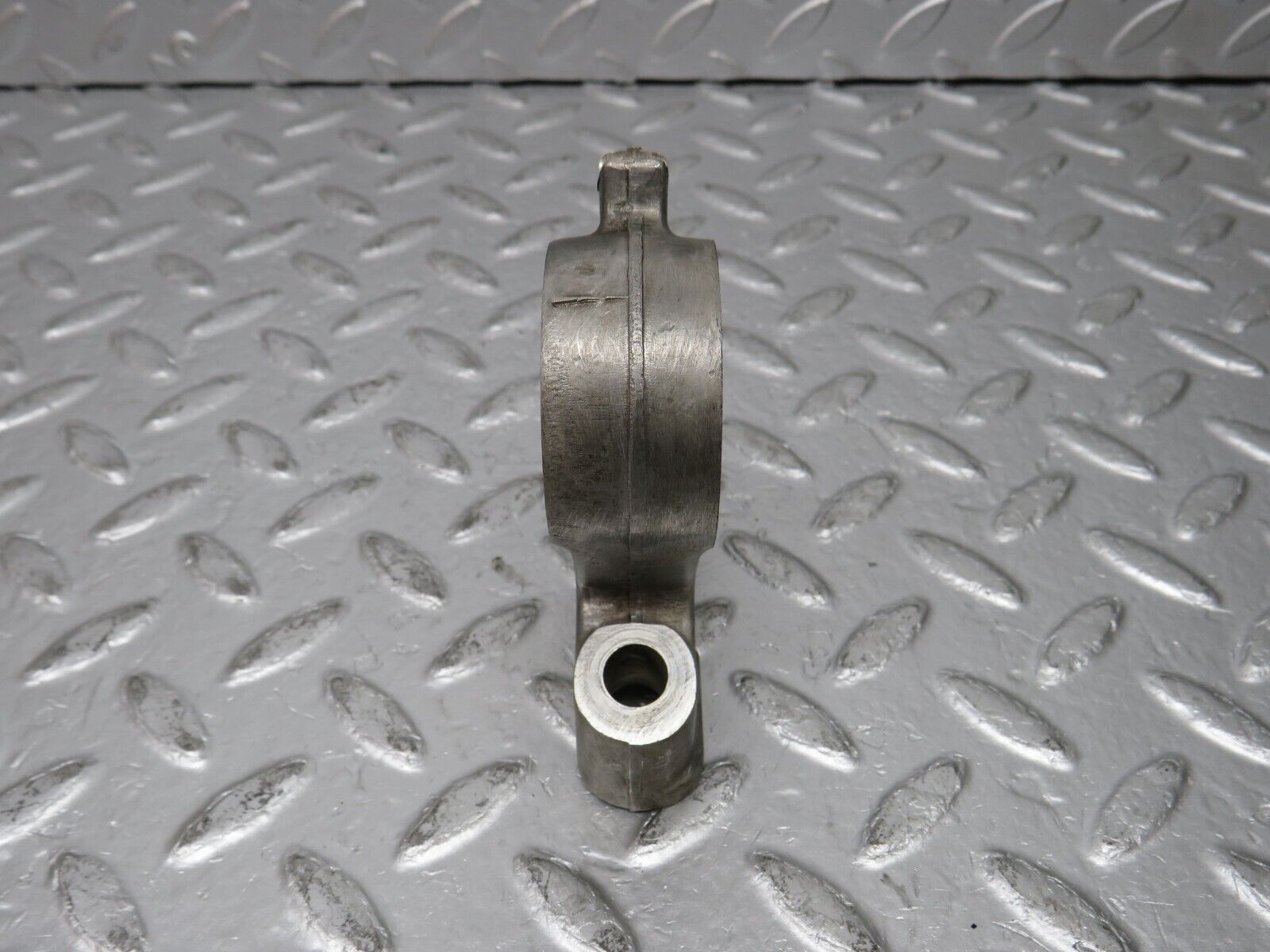 32794 Mercedes-Benz C107 R107 350 V8 Camshaft Tower Bearing 1160511810