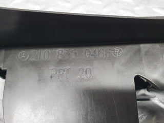 41877 Mercedes-Benz W202 C200 Under Dash Air Vent Pair 2108300366 2108300466