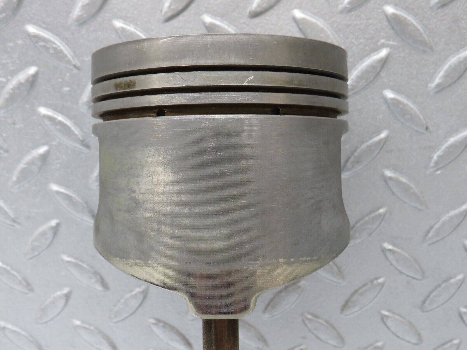 39306 Mercedes-Benz R107 500SL Piston With Connecting Rod 96,515mm