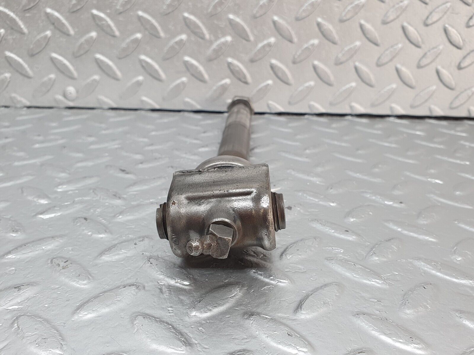 43278 Mercedes-Benz W108 280SE Front Left Upper Control Arm Shaft