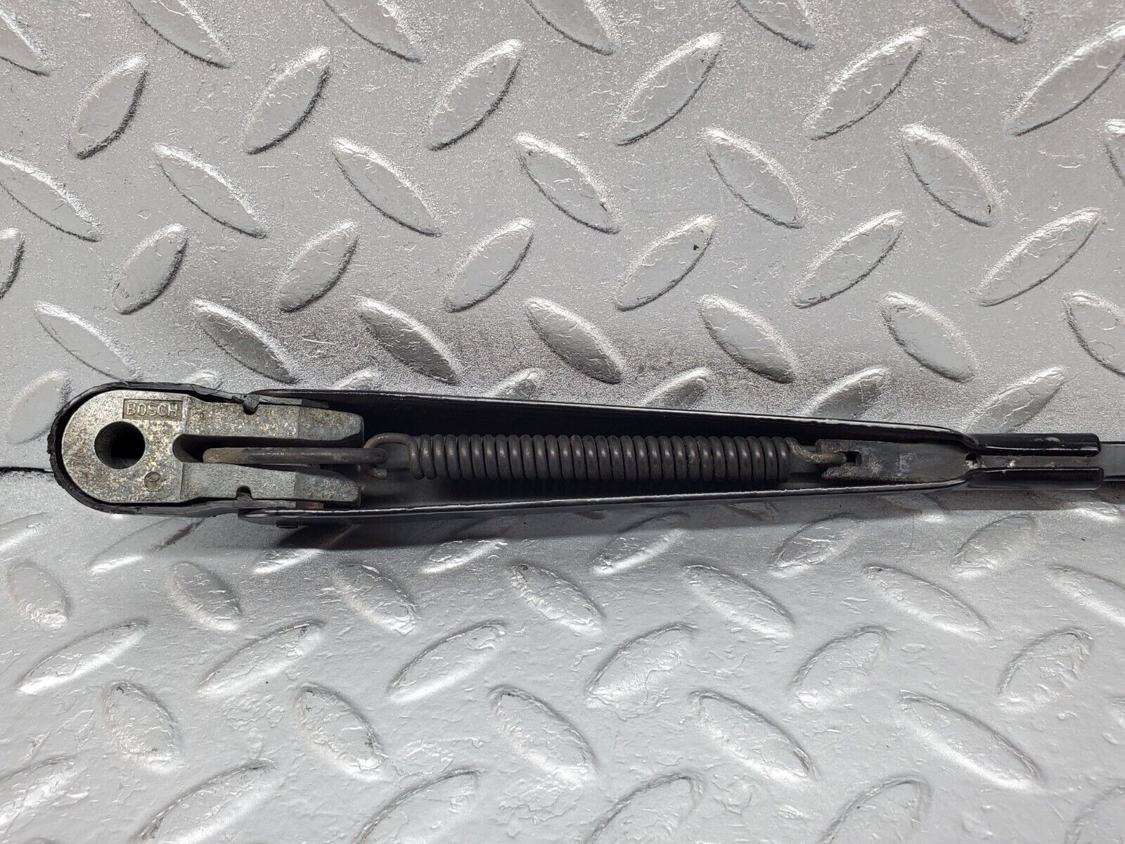 45856 Mercedes-Benz W126 420SE Windscreen Wiper Arm Bosch Left Side