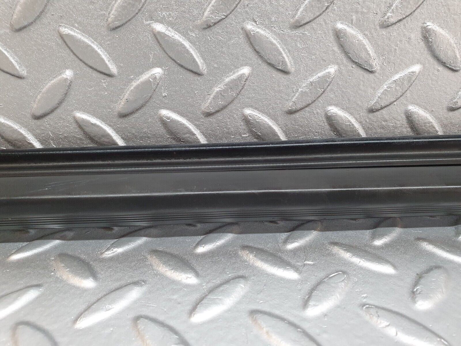 41710 Mercedes-Benz W124 200E Door Lower Sealing Rubber Trim Right