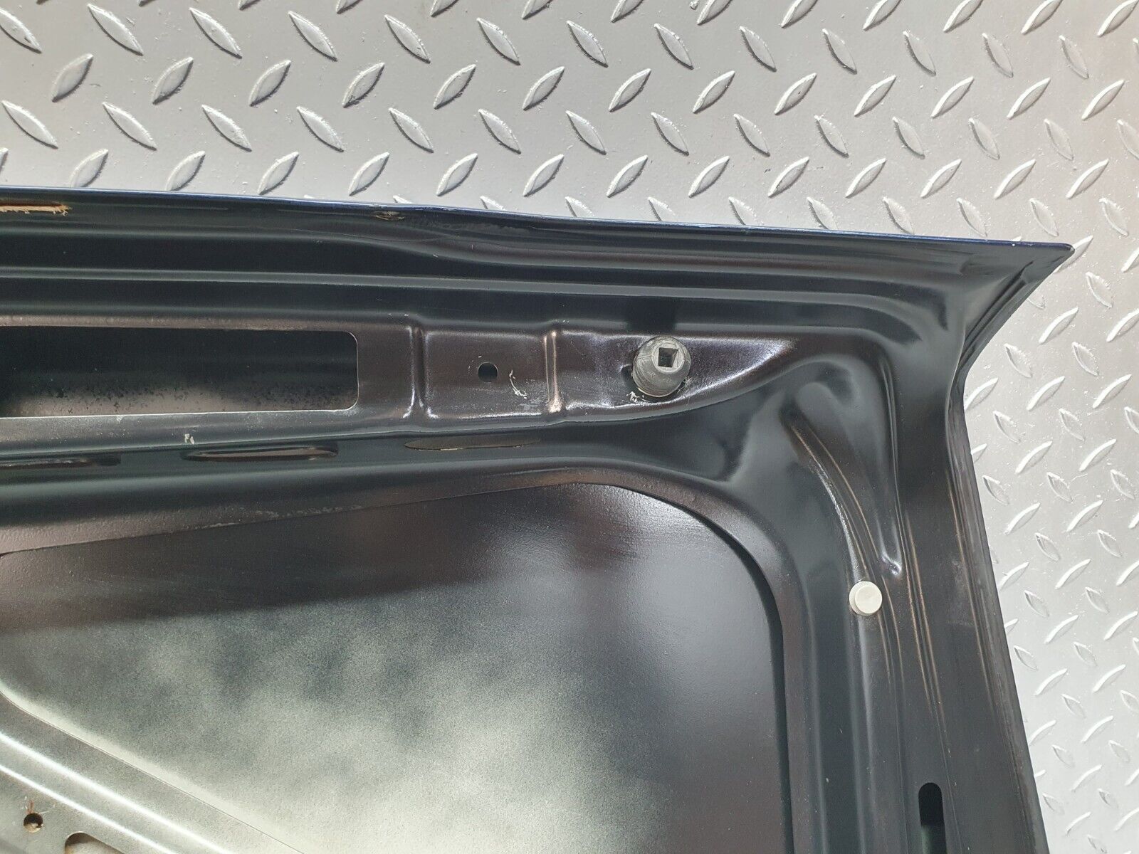 42412 Mercedes-Benz R129 320SL Coupe Boot Lid Trunk Door