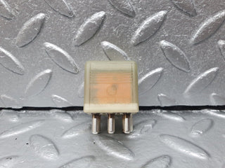 42246 Mercedes-Benz R129 320SL Coupe Door Window Control Relay 0015427819