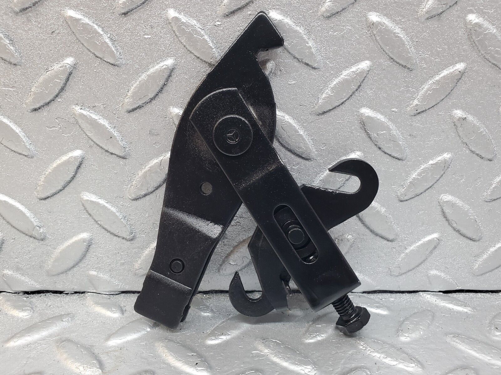 44695 Mercedes-Benz W124 220E Handbrake Adjusting Handbrake Regulator