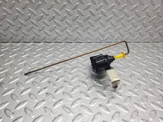 W126 Coupe fuel tank flap cap vacuum actuator used OEM
