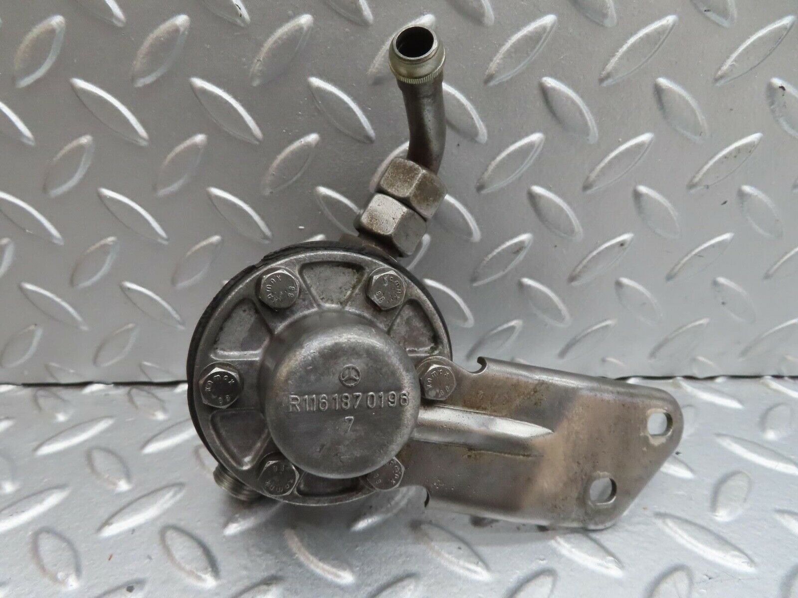 15681 Mercedes-Benz R107 450SL Oil Pressure Damper 1161870196 1161870494